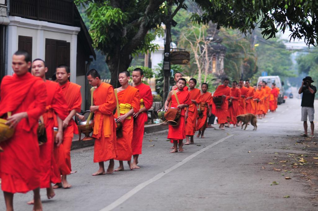 Wisdom Laos Hotel Luangprabang Kültér fotó