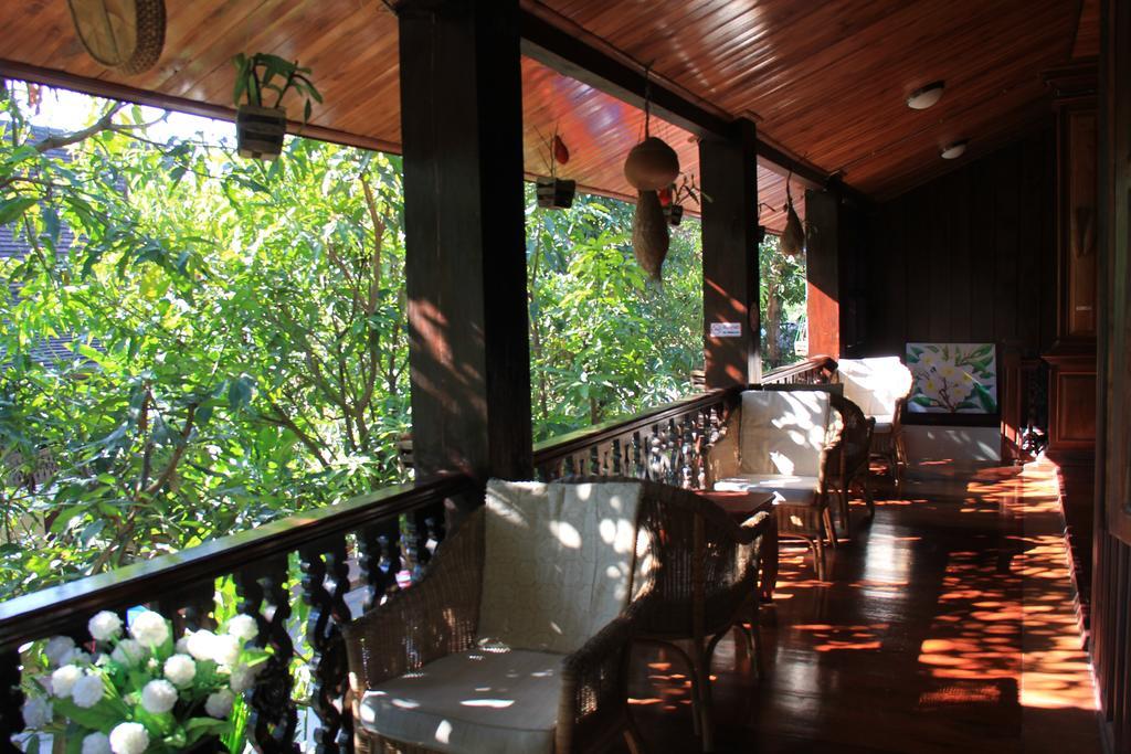 Wisdom Laos Hotel Luangprabang Kültér fotó