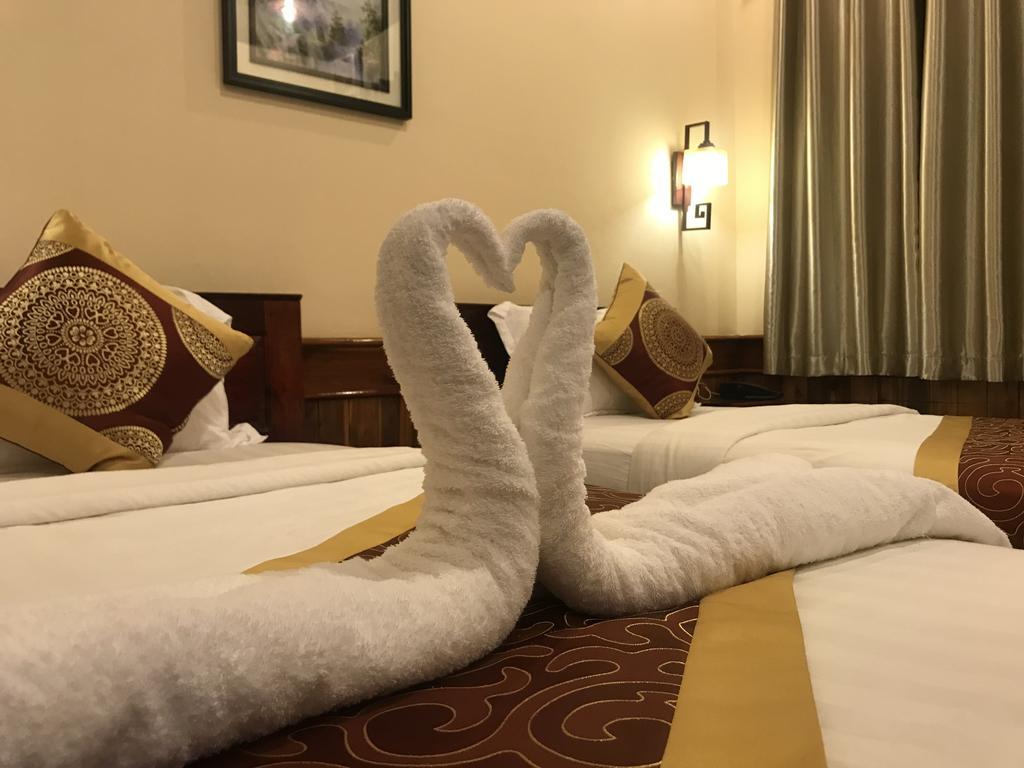 Wisdom Laos Hotel Luangprabang Kültér fotó