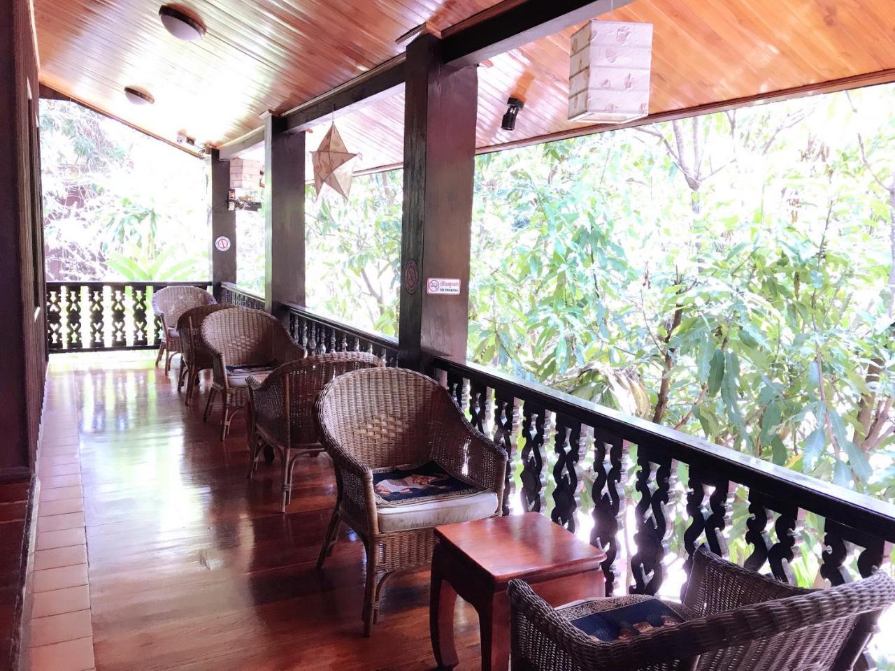 Wisdom Laos Hotel Luangprabang Kültér fotó