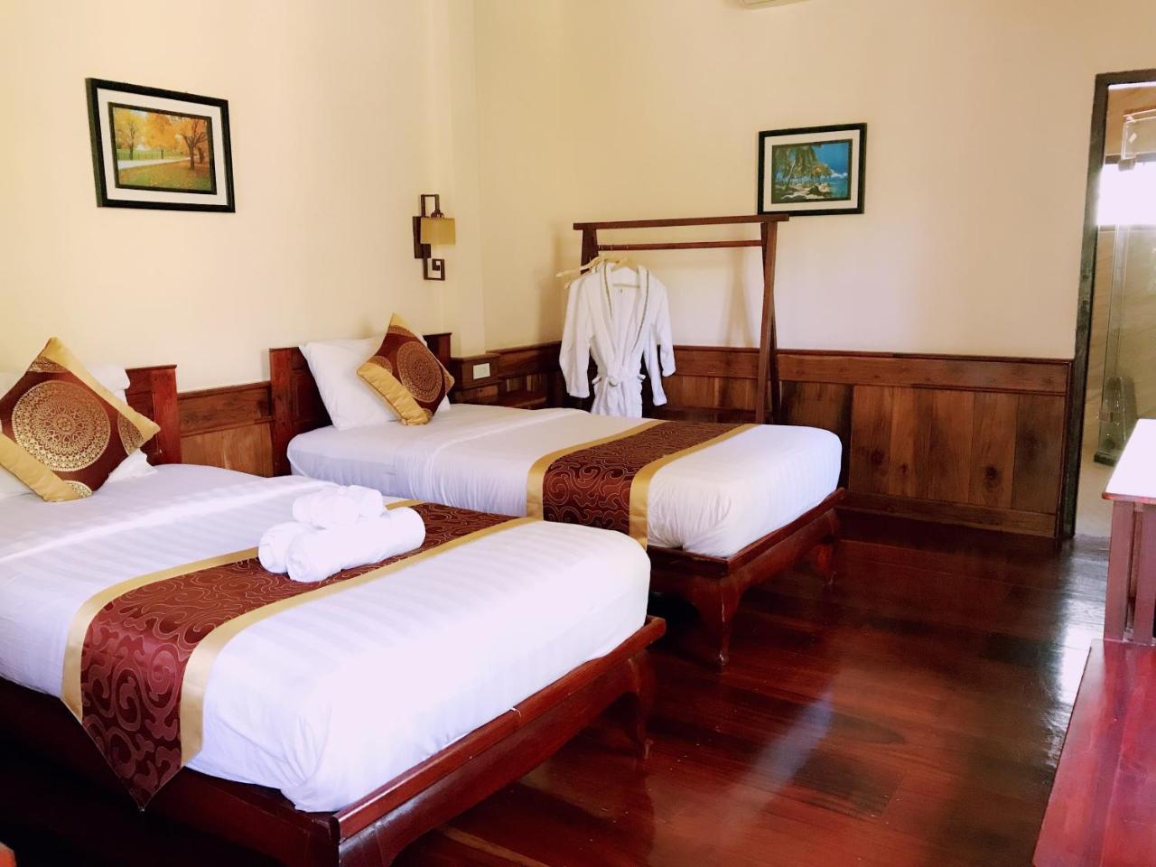 Wisdom Laos Hotel Luangprabang Kültér fotó