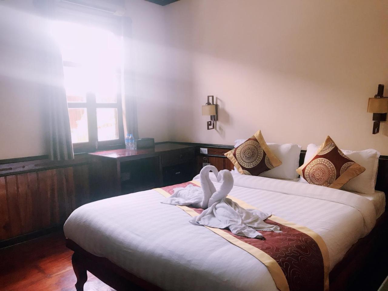 Wisdom Laos Hotel Luangprabang Kültér fotó