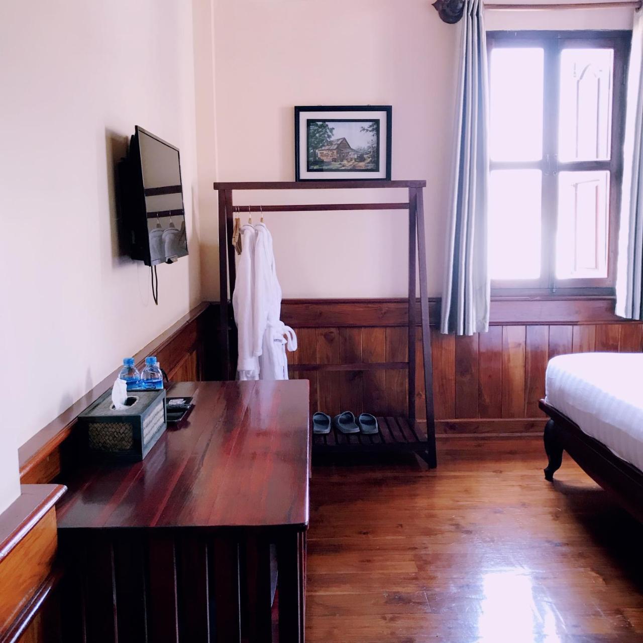 Wisdom Laos Hotel Luangprabang Kültér fotó