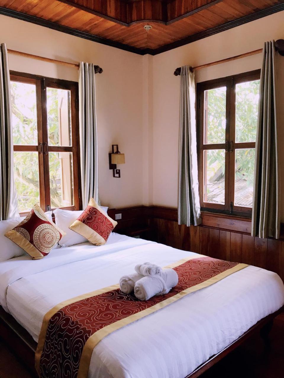 Wisdom Laos Hotel Luangprabang Kültér fotó